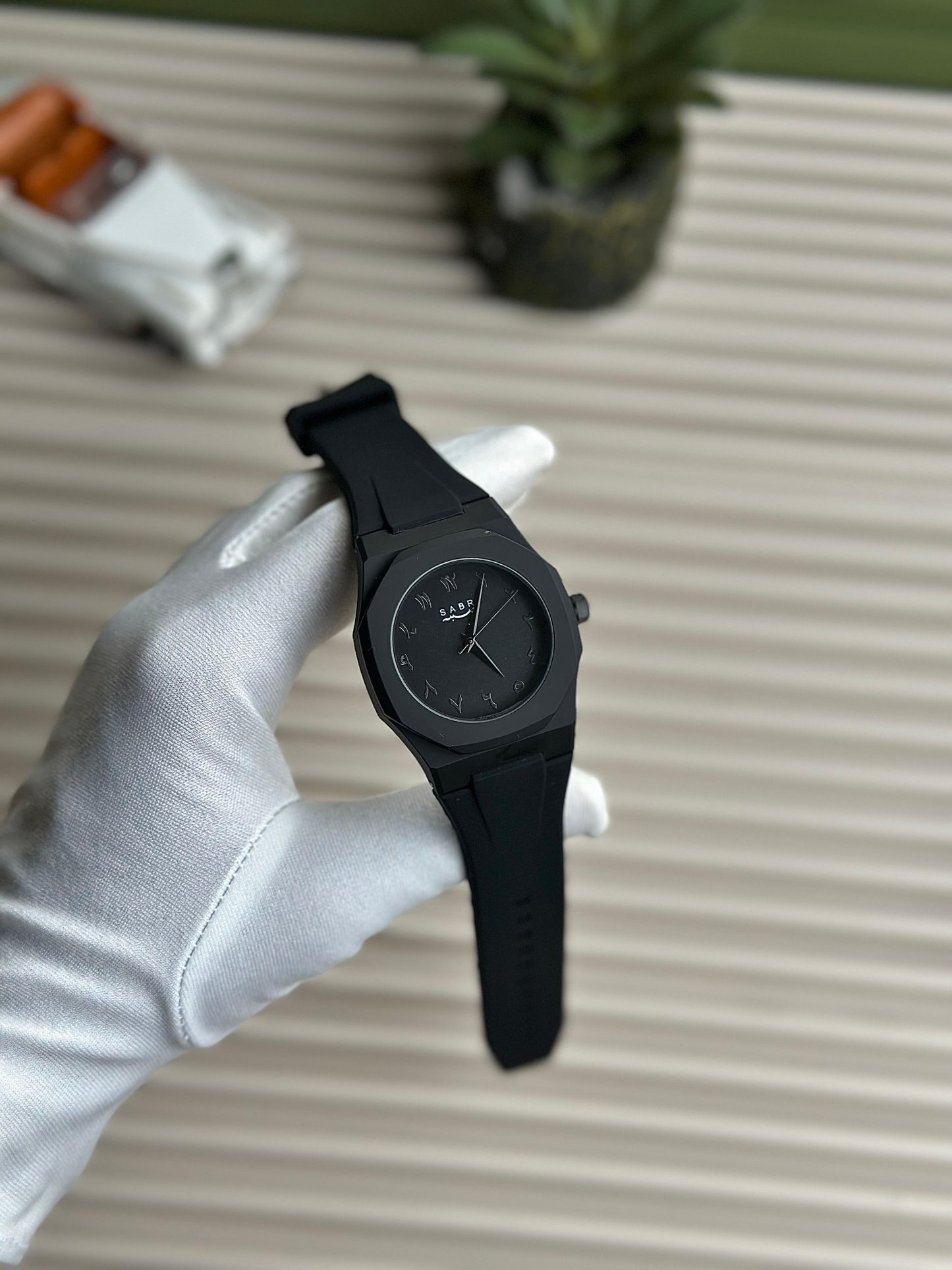 ARABIC AURA Watch