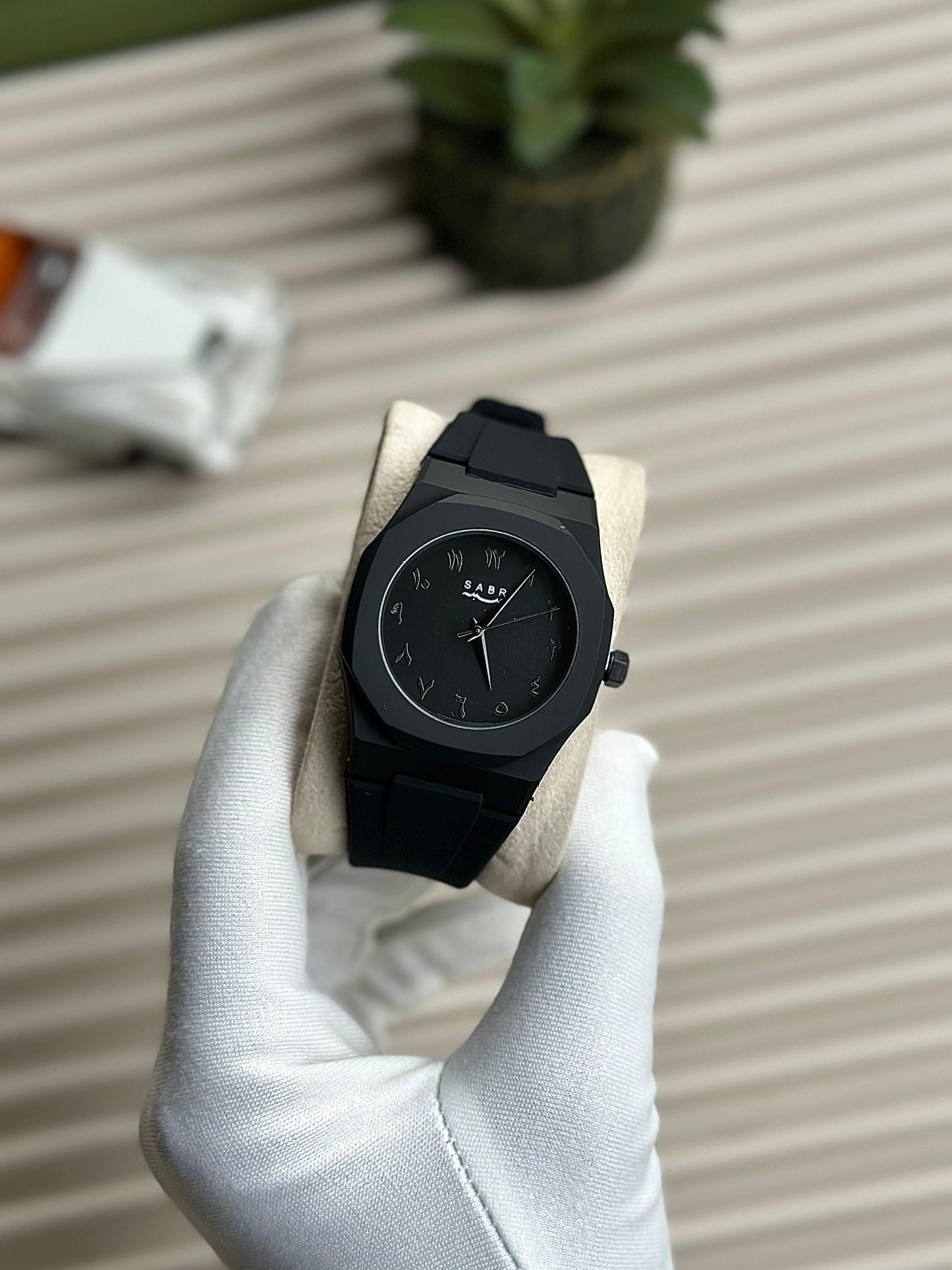ARABIC AURA Watch